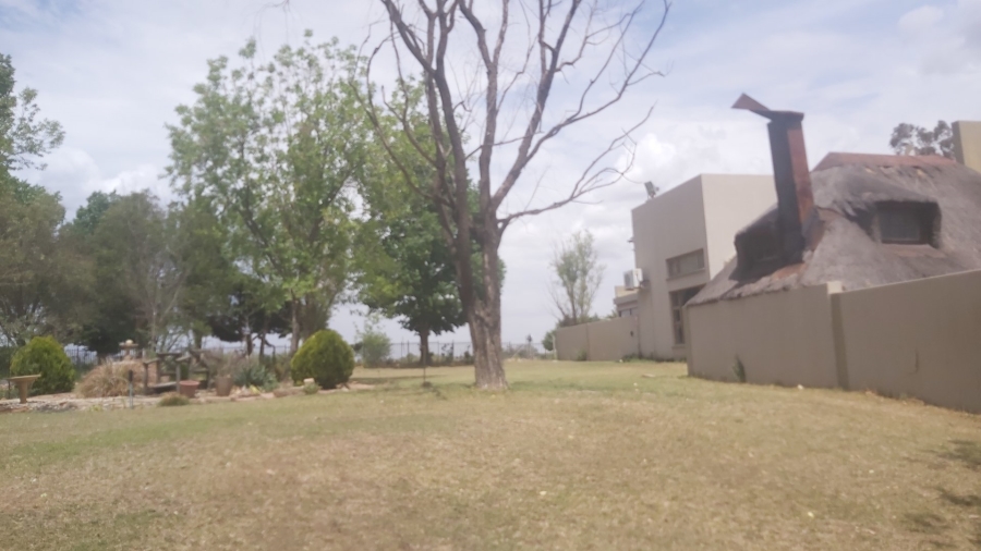 To Let 4 Bedroom Property for Rent in Roodewal Free State